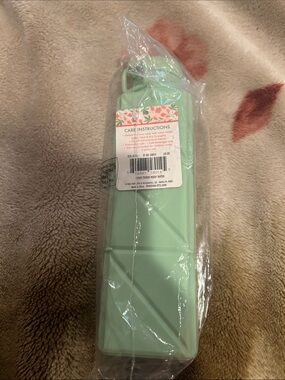 Mint Green Reusable Water Bottle - Home Party Supplies